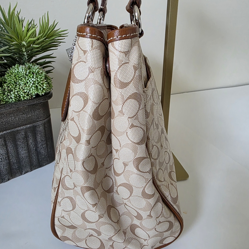 Coach Chelsea Bias Tote Signature C Khaki Tan Coated Canvas Leather Trim-NWT - Picture 5 of 12